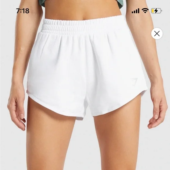 SOLD!! 🤍GYMSHARK SHORTS🤍 - Picture 6 of 7